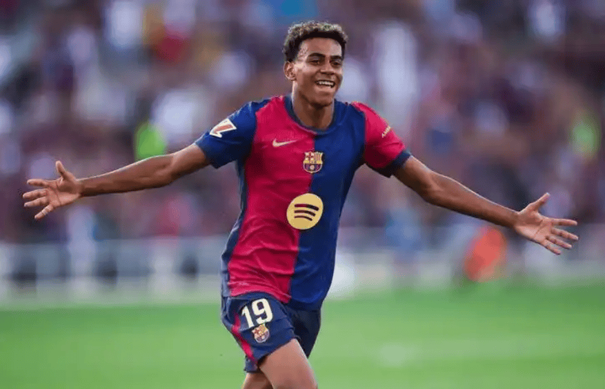 审查通过！世体：欧足联批准诺坎普举办本赛季欧冠赛事