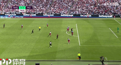 斯洛特：很不巧基耶萨病了，无论作为球员还是个人我都喜欢他